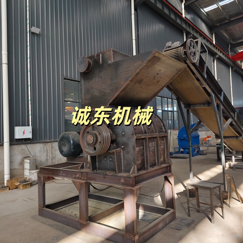 破碎機(jī)強(qiáng)力粉碎機(jī)源頭把關(guān)放心選購