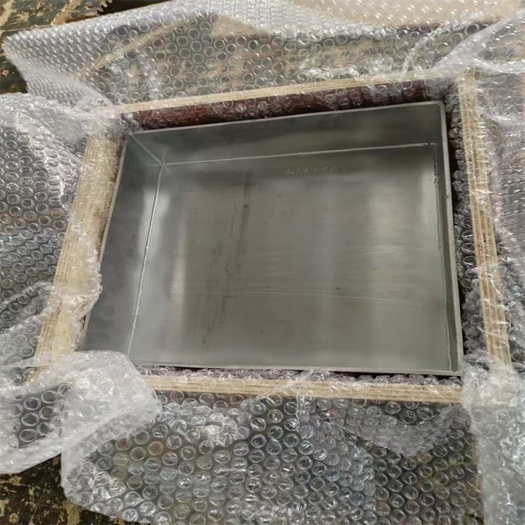 輻射物品存放鉛箱生產(chǎn)廠家-找宏興射線防護工程有限公司
