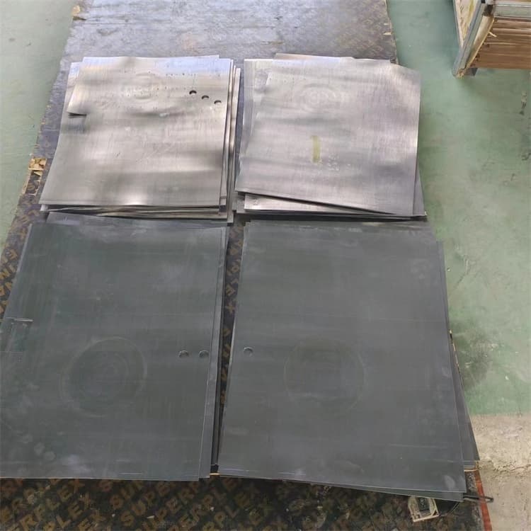 上海鉛皮、鉛皮生產(chǎn)廠家-找宏興射線防護工程有限公司