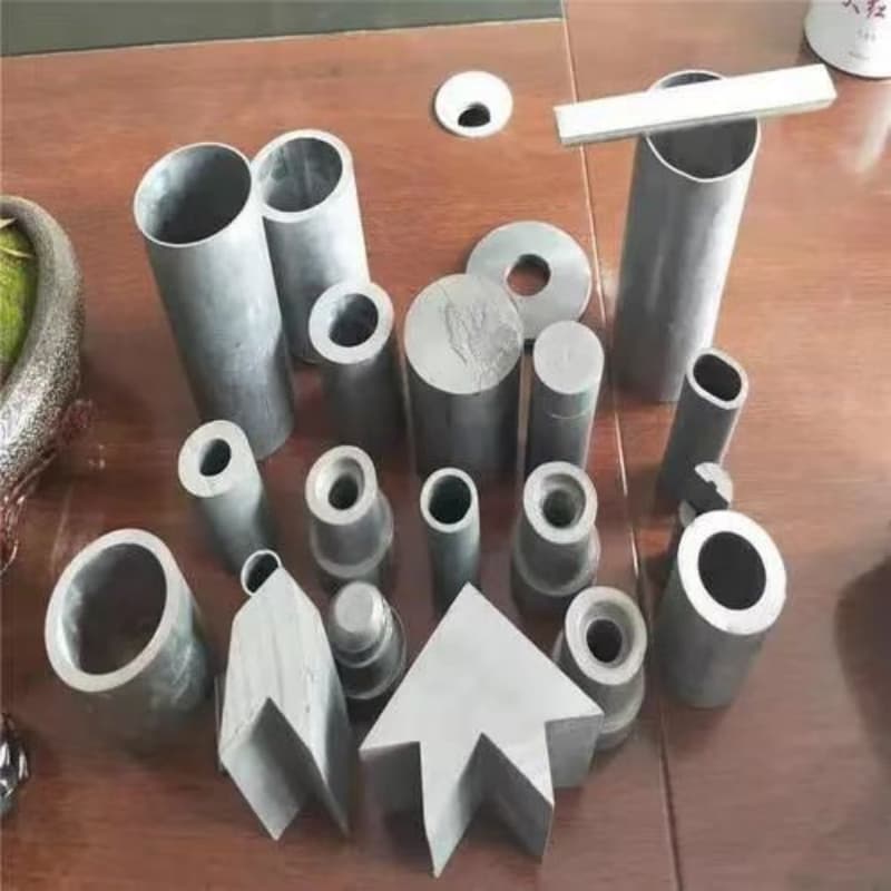 大同鉛桶鉛罐-鉛罐價(jià)格實(shí)在