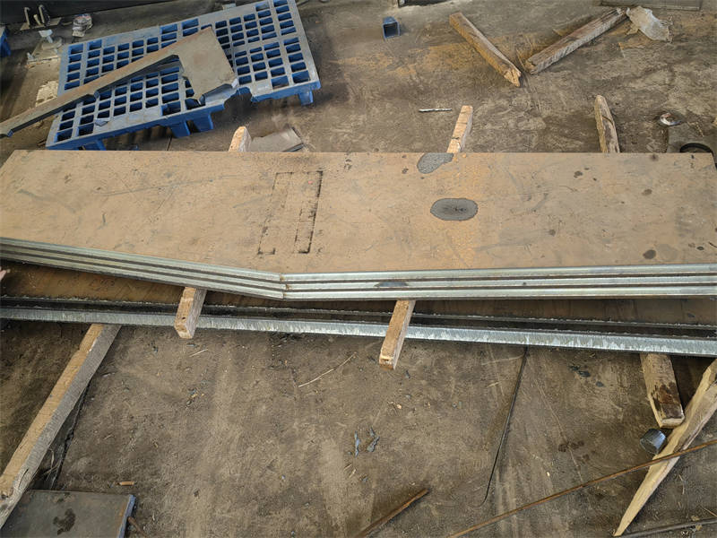 400耐磨板哪里有賣的