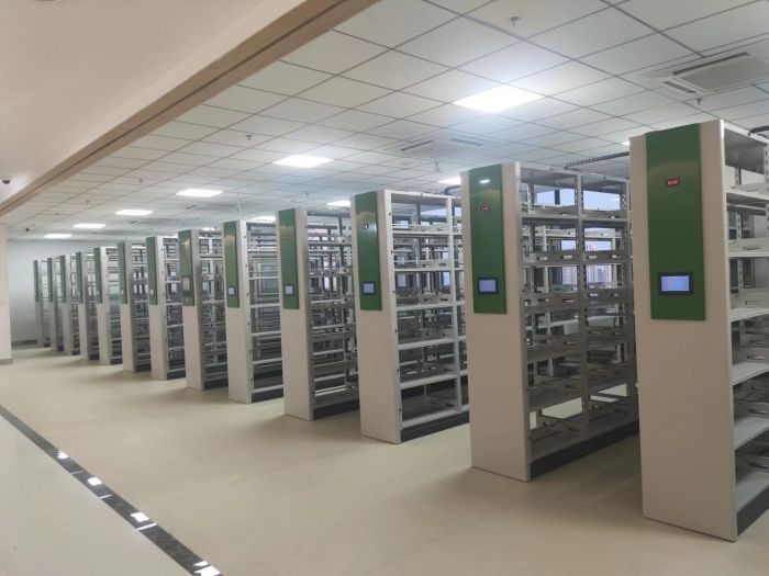 樂至電動(dòng)密集柜_倉庫密集貨架細(xì)節(jié)決定品質(zhì)