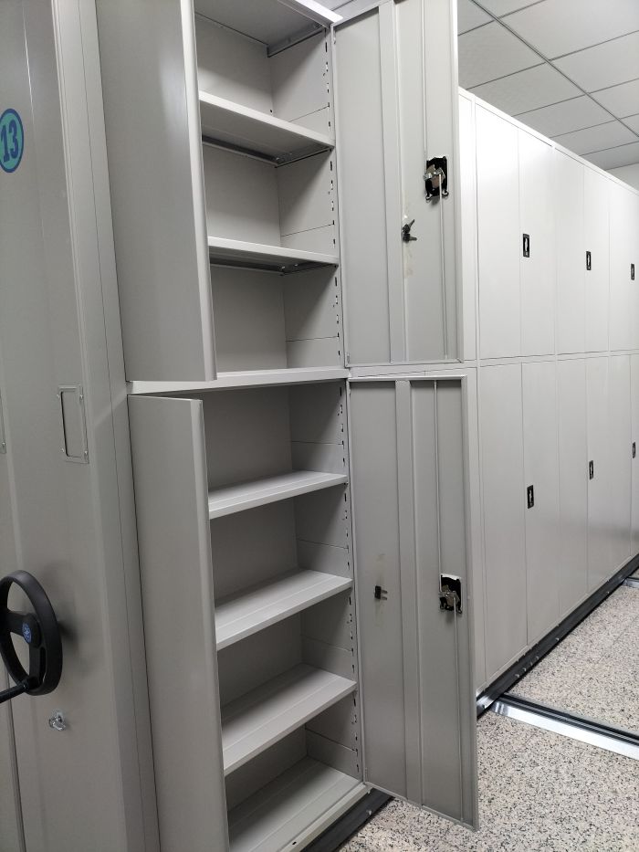 阜寧電動(dòng)智能密集架,道軌式移動(dòng)密集架精心