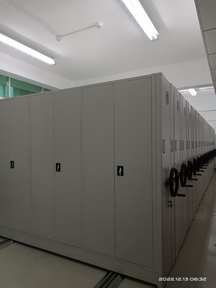 新樂財務(wù)密集架移動密集鐵柜品質(zhì)卓越