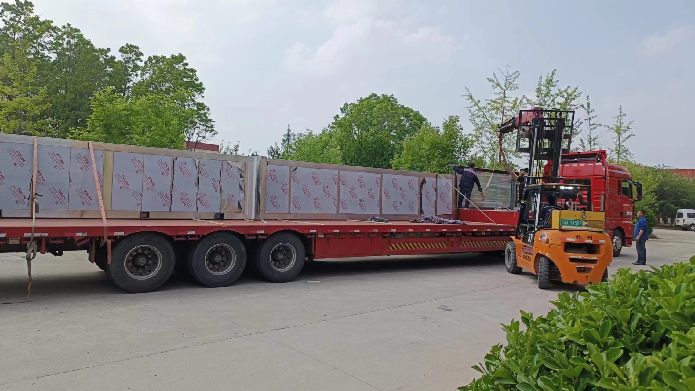 異型廊架公交站臺候車亭來圖定制產(chǎn)地批發(fā)