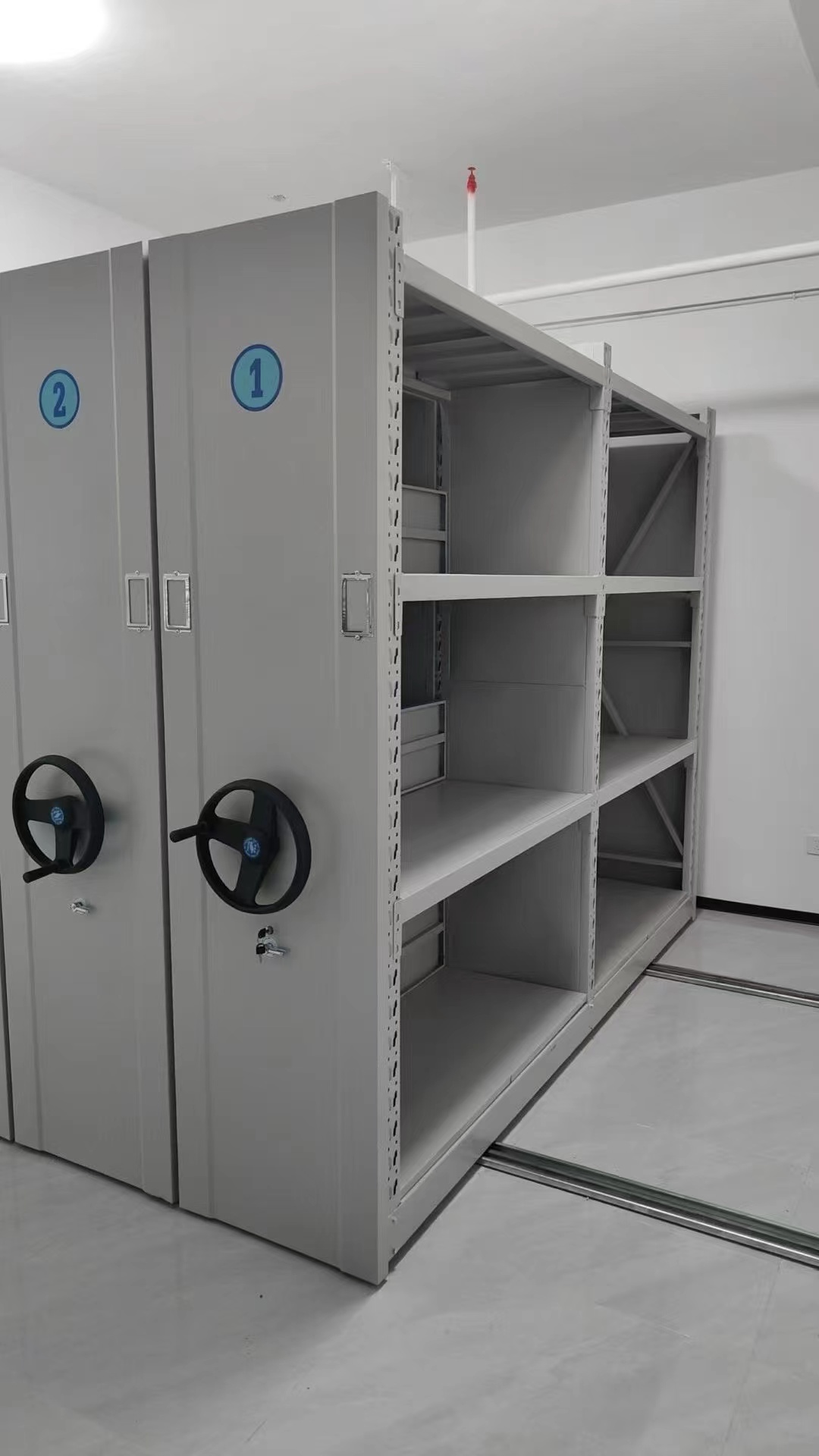 大興安嶺木護(hù)板書(shū)架貨源充足