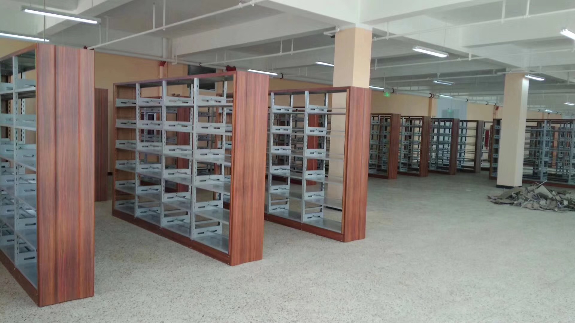 鋼木書架可定制