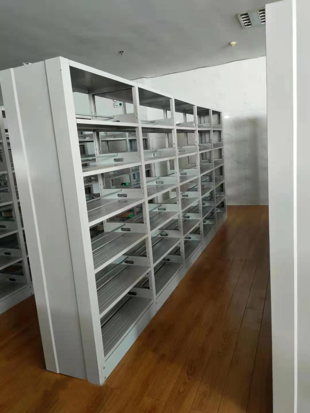 閱覽室書架按需定制同城服務(wù)商