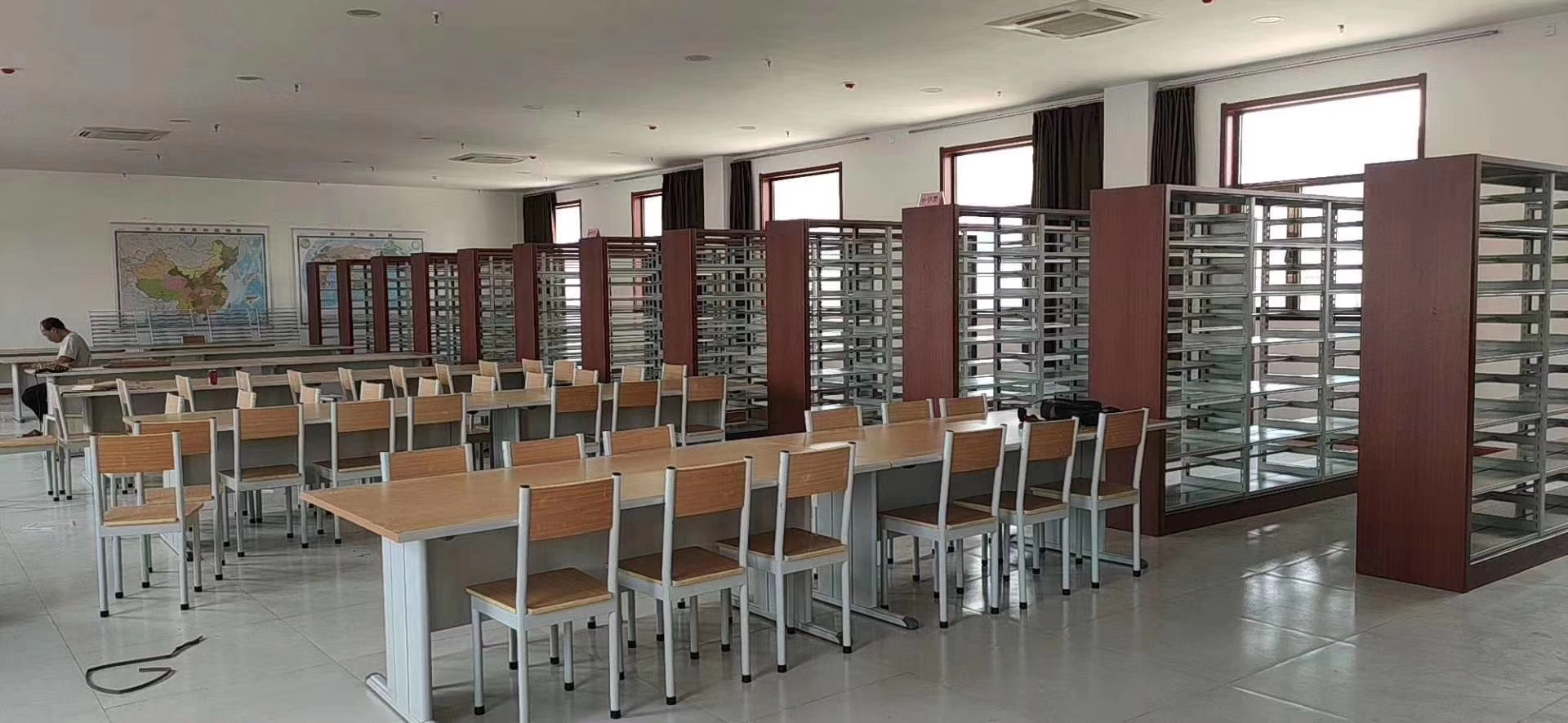 鋼制書架按需定制
