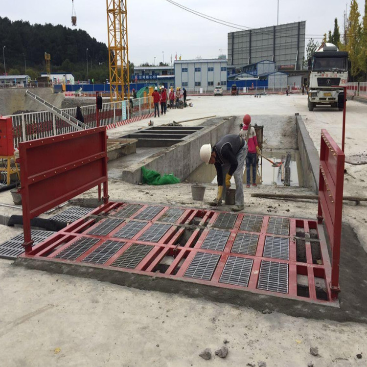 工地洗車機(jī) 工地洗車臺(tái) 工地洗輪機(jī) 工地沖洗設(shè)備 封閉式洗車機(jī) 龍門洗車機(jī) 全自動(dòng)洗車機(jī) 移動(dòng)洗車槽 平板洗車機(jī) 礦山洗車機(jī) 煤礦洗車臺(tái) 龍門往復(fù)式洗車機(jī) 公司