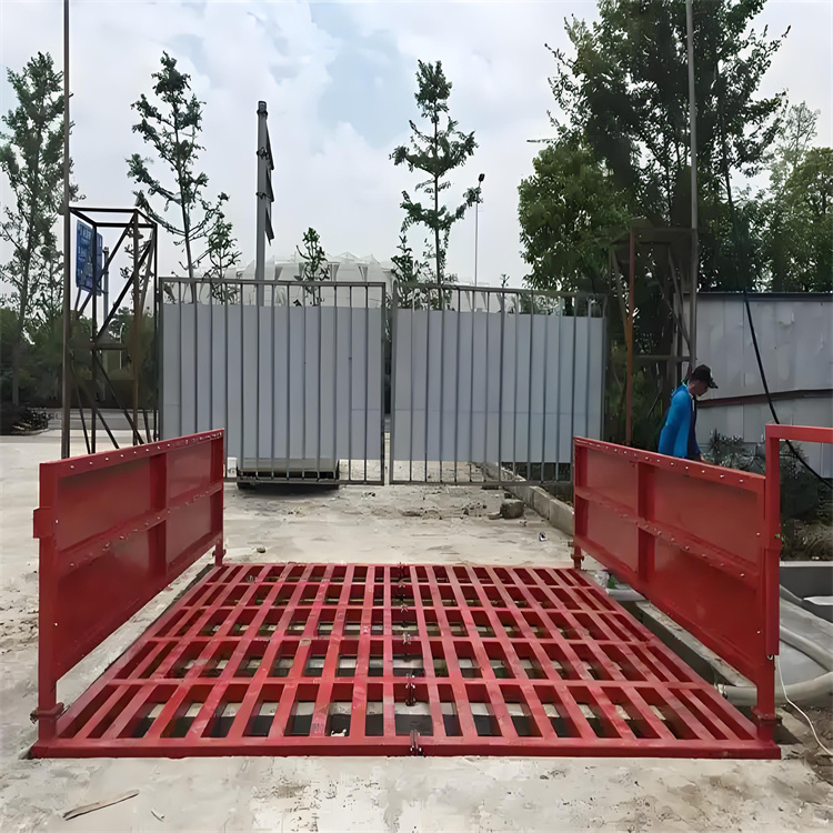 十堰丹江口工地洗車機 工地洗車臺 工地洗輪機 工地沖洗設(shè)備 封閉式洗車機 龍門洗車機 全自動洗車機 移動洗車槽 平板洗車機 礦山洗車機 煤礦洗車臺 龍門往復(fù)式洗車機 品質(zhì)