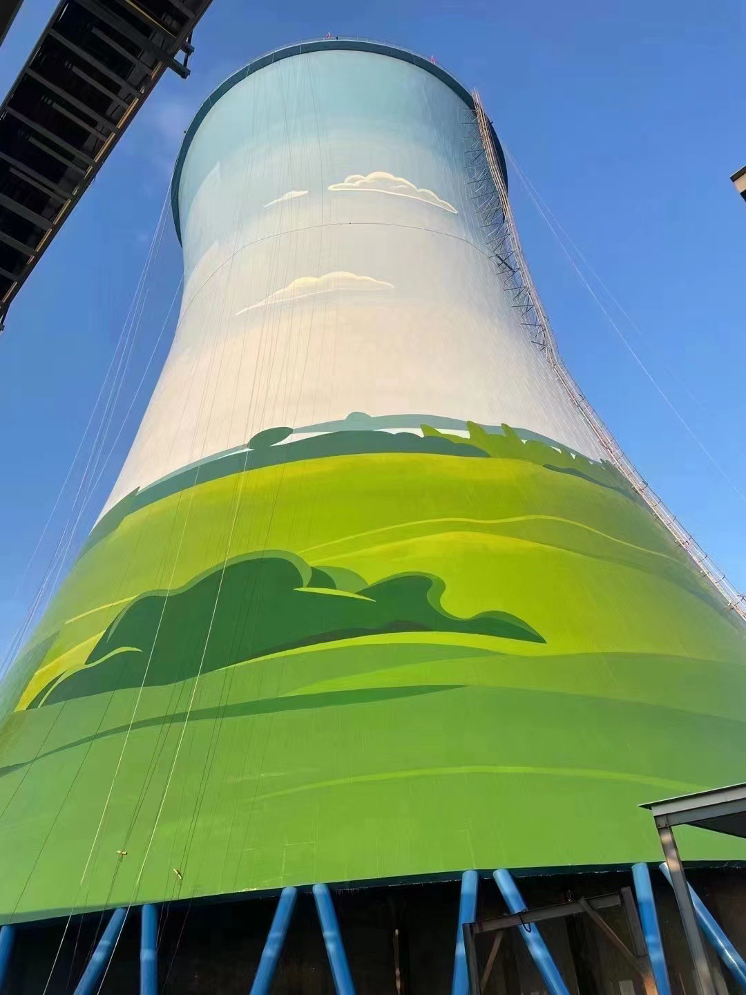 阿壩市涼水塔彩繪美化圖