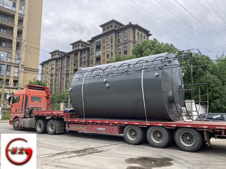 堿性液體鋼襯聚乙烯貯槽 實體生產(chǎn)廠家