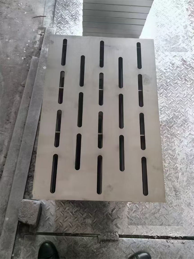 不銹鋼井蓋_不銹鋼下沉式井蓋專業(yè)的生產(chǎn)廠家