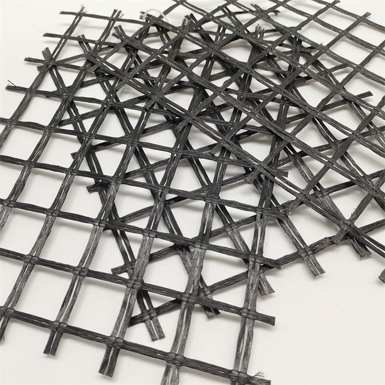 張家口聚酯經(jīng)編滌綸土工格柵生產(chǎn)廠家