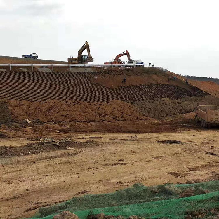 桐城土工格室護(hù)坡土工格室專業(yè)供貨品質(zhì)管控