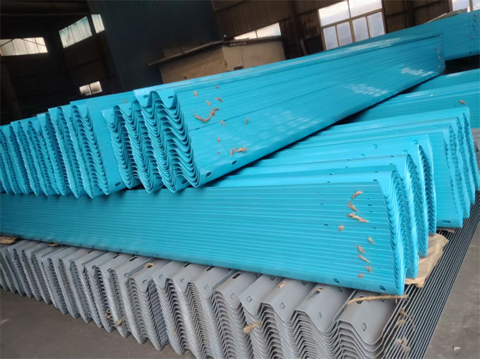 東海波形護(hù)欄,波形護(hù)欄特殊件實(shí)體誠信經(jīng)營