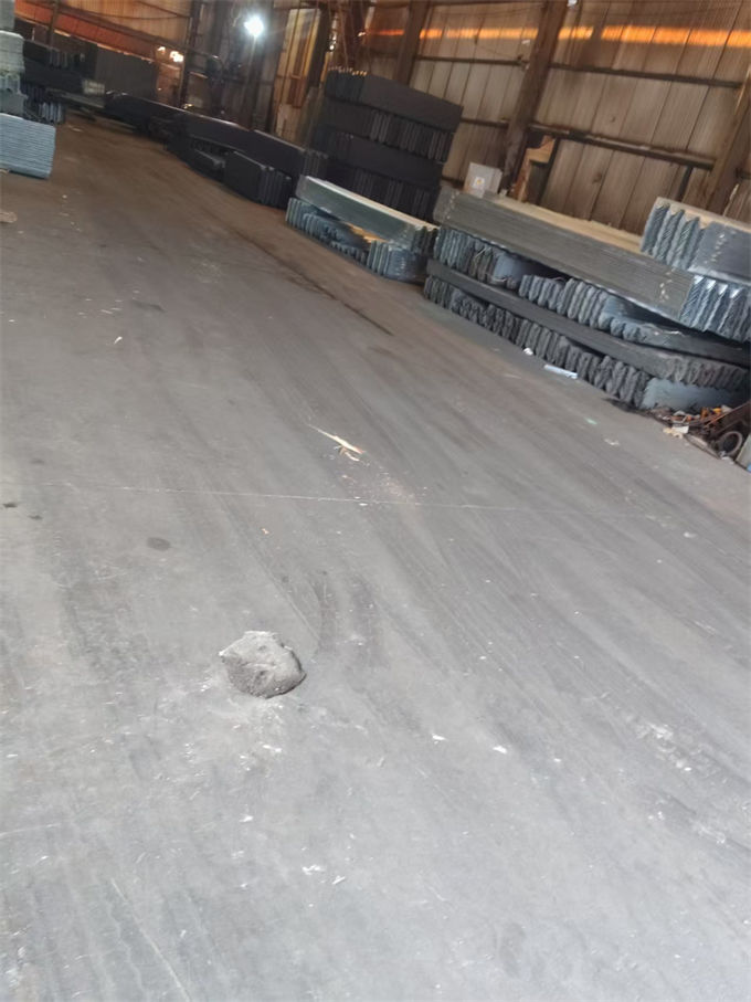 臨翔波形護(hù)欄波形護(hù)欄托架廠家型號(hào)齊全