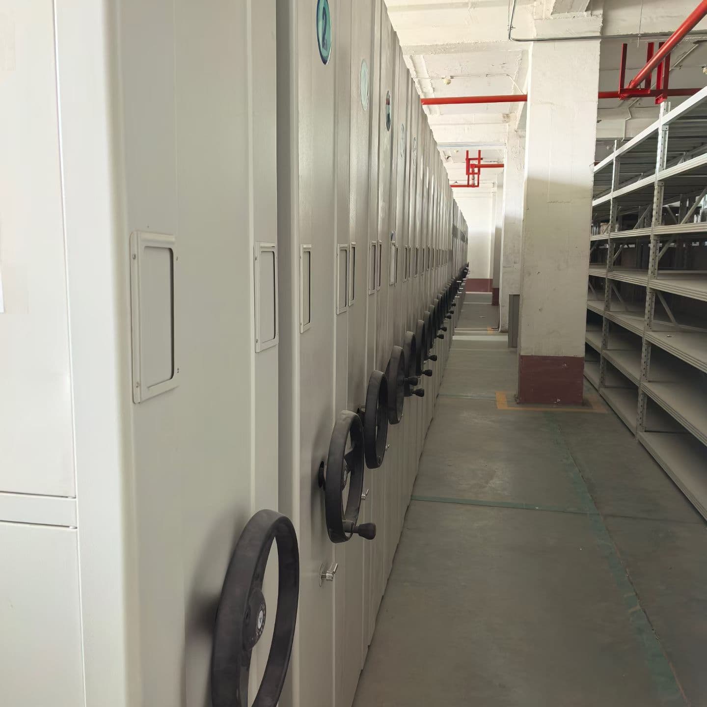 資訊：平頂山新華檔案密集架生產(chǎn)廠(chǎng)家