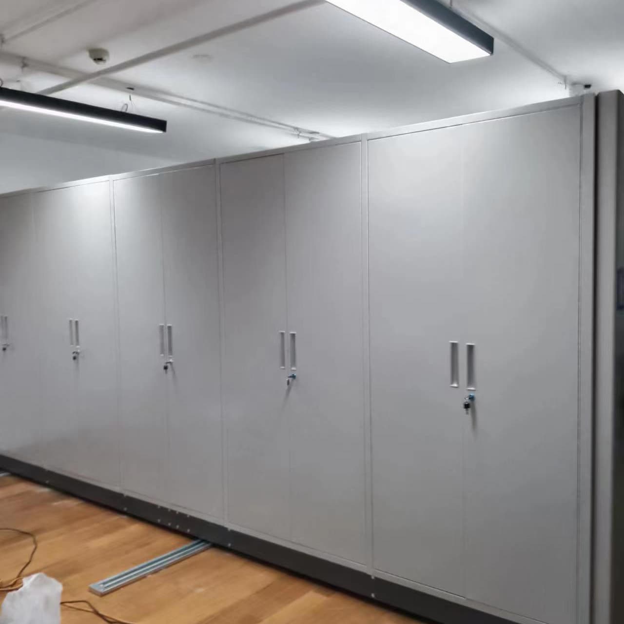 誠(chéng)信的洛陽(yáng)洛龍手動(dòng)密集架生產(chǎn)廠家