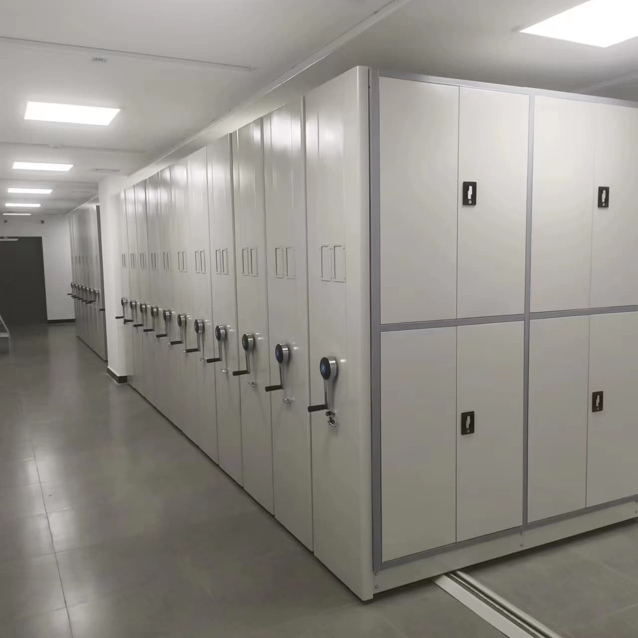 駐馬店電動密集架多重優(yōu)惠