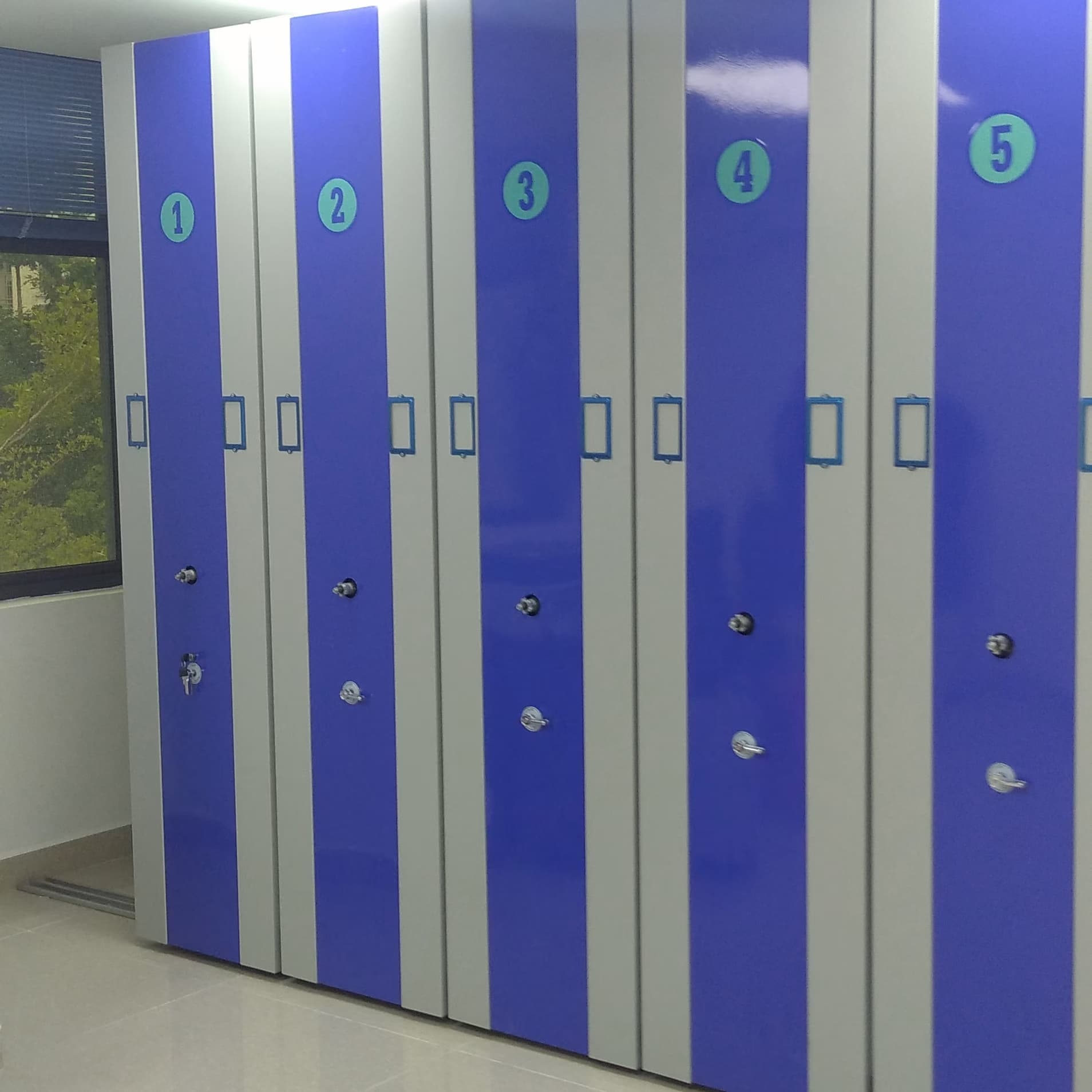 吳堡密集架_電動(dòng)密集架多種規(guī)格可選