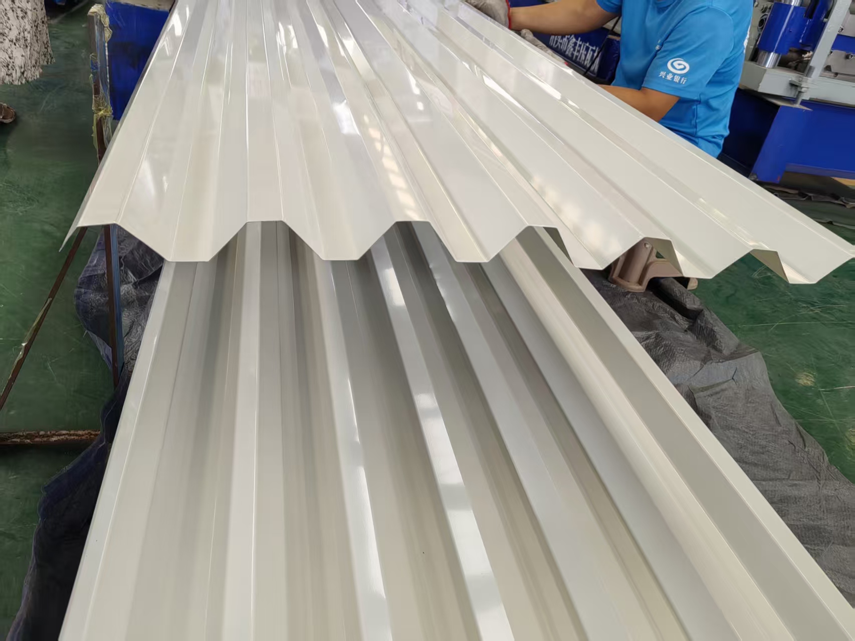 鋁鎂錳瓦楞板廠家質(zhì)量認證