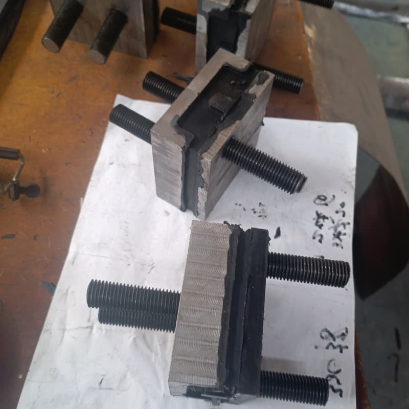 大渡口橡膠密封墊橡膠篩板定制定做