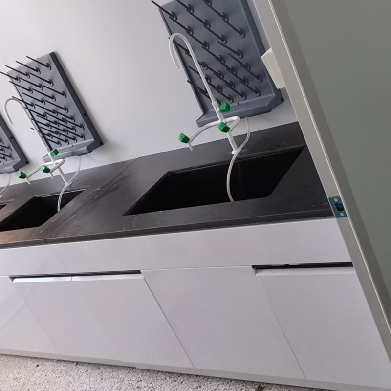 實(shí)驗(yàn)室防爆藥品柜現(xiàn)貨充足量大優(yōu)惠