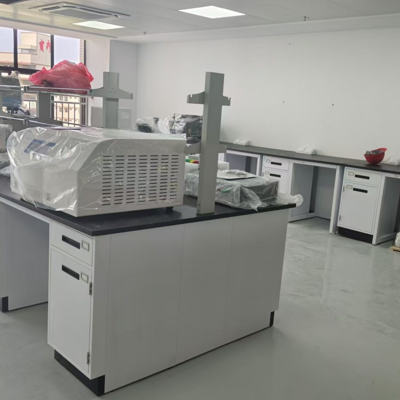 實(shí)驗(yàn)室家具廠家隨時(shí)發(fā)貨