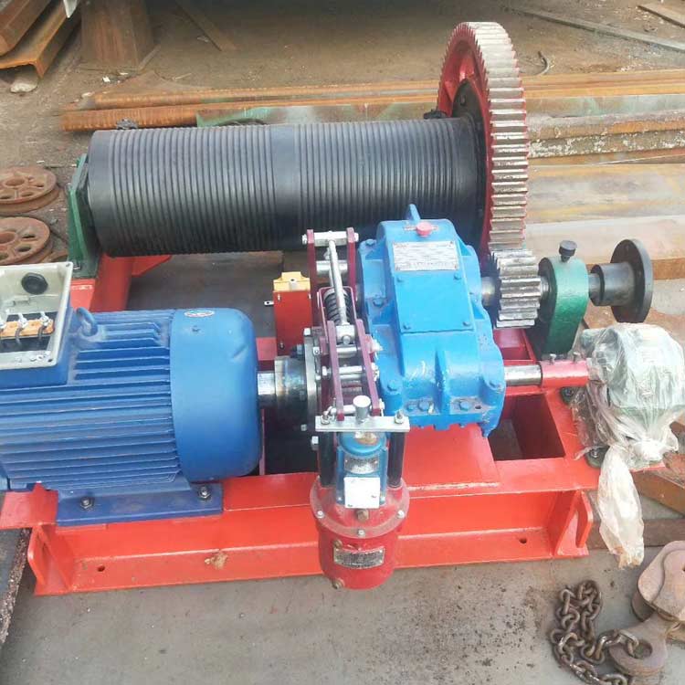 麻城卷揚啟閉機(jī)6噸卷揚機(jī)現(xiàn)貨充裕