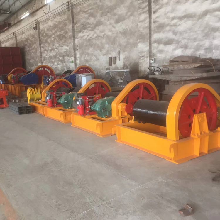 上蔡卷揚(yáng)啟閉機(jī)泵站閘門卷揚(yáng)機(jī)滿足多種行業(yè)需求