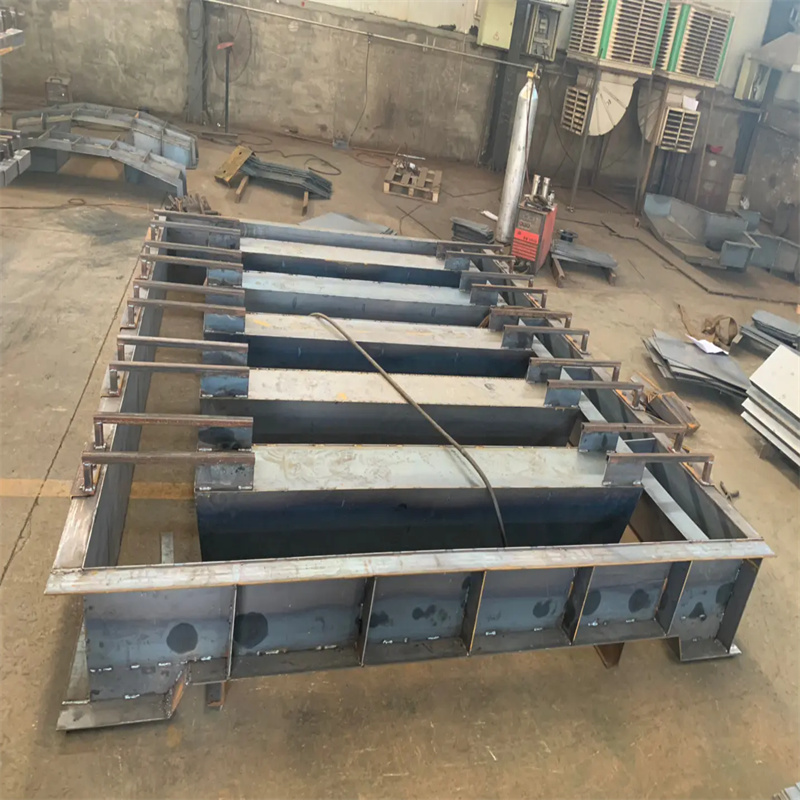 錫山柵欄板模具阻浪石模具今年新款