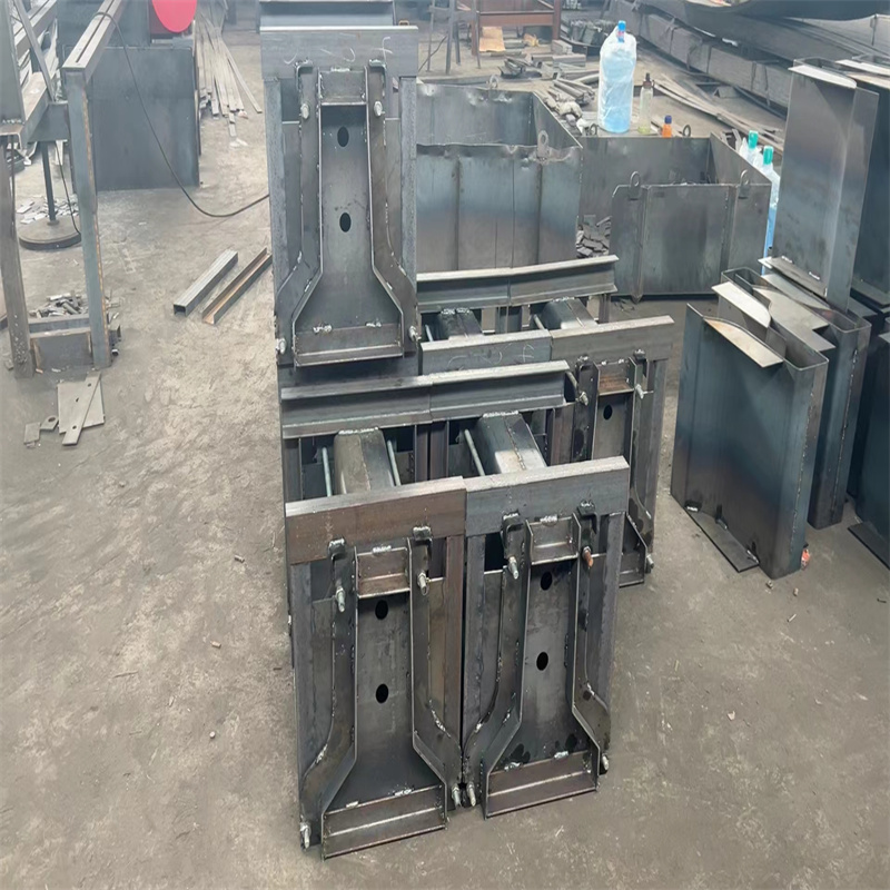 丹陽隔離墩模具_(dá)護(hù)坡模具現(xiàn)貨采購