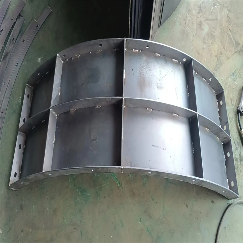 汝城風(fēng)電基礎(chǔ)模具可調(diào)節(jié)風(fēng)電鋼模板廠家