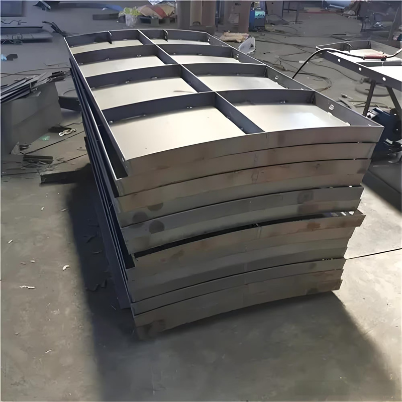 公明鋼模具防撞墻模具售后無(wú)憂