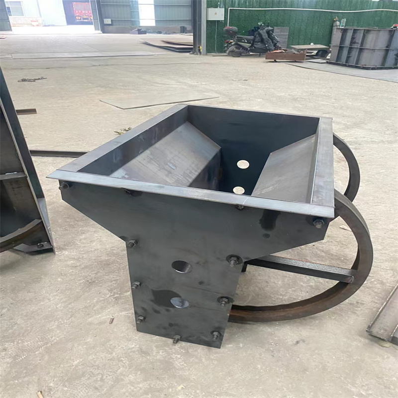 佳縣鋼模具隔離墩模具銷售的是誠(chéng)信