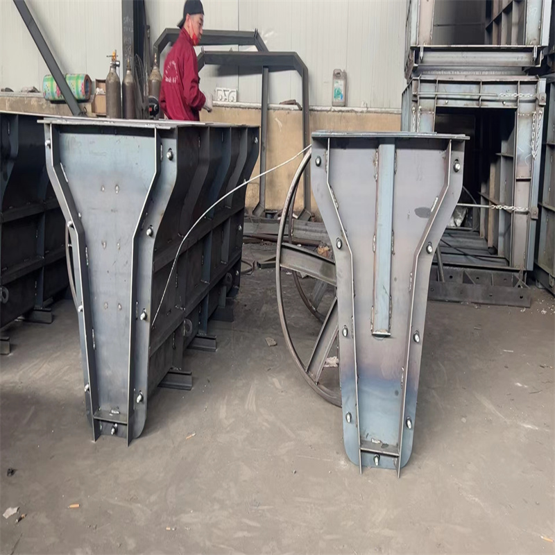 永濟(jì)鋼模具u型槽模具助您降低采購成本