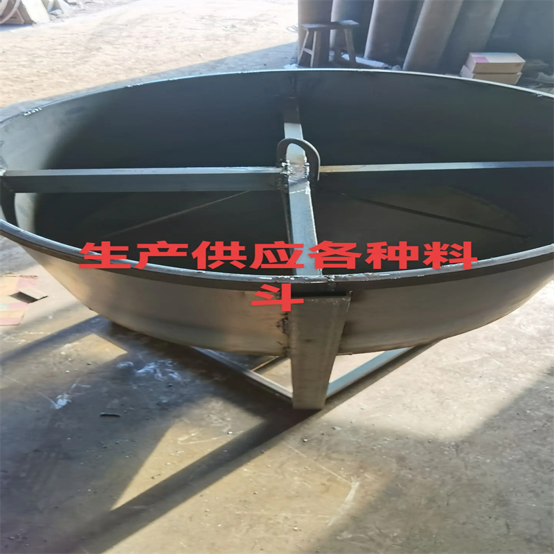 子長(zhǎng)鋼模具海堤防浪墻模板專心專注專業(yè)