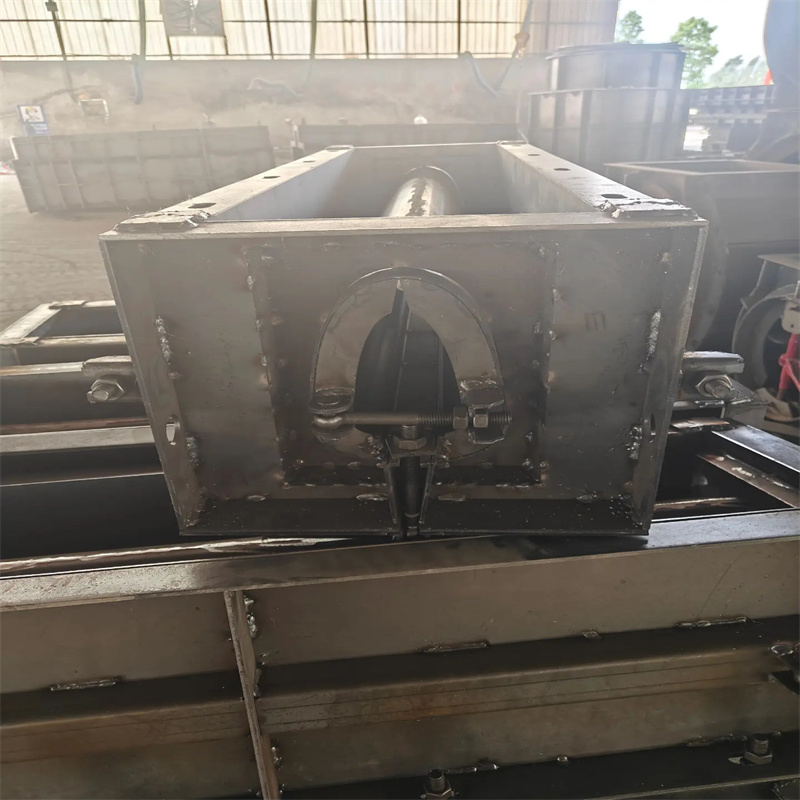 建始鋼模具_護坡模具好產(chǎn)品不怕比