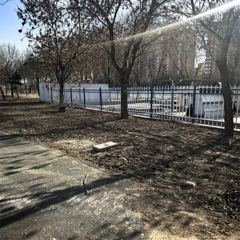 沁陽鋅鋼護(hù)欄,小區(qū)護(hù)欄購買的是放心