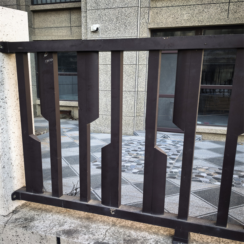 思南鋅鋼護欄鋅鋼圍墻護欄價格當日價格