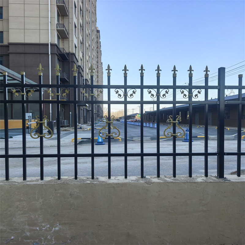 河曲鋅鋼護欄廠區(qū)護欄保障