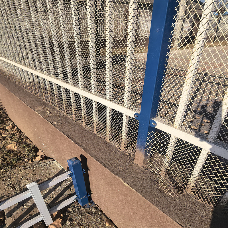 鋅鋼護(hù)欄鋅鋼護(hù)欄廠家廠家經(jīng)驗(yàn)豐富