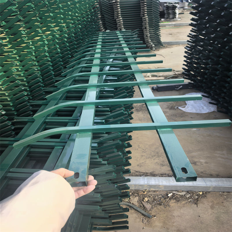 涇縣鋅鋼草坪護(hù)欄草坪護(hù)欄廠(chǎng)家市場(chǎng)行情