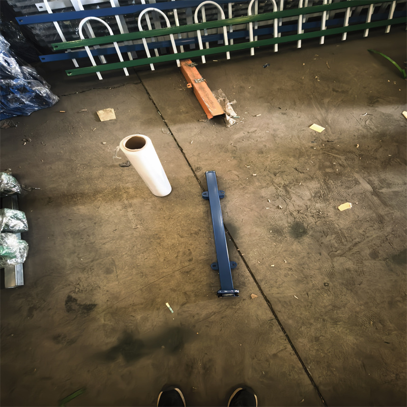 金東鋅鋼草坪護欄草坪護欄價格我們更專業(yè)