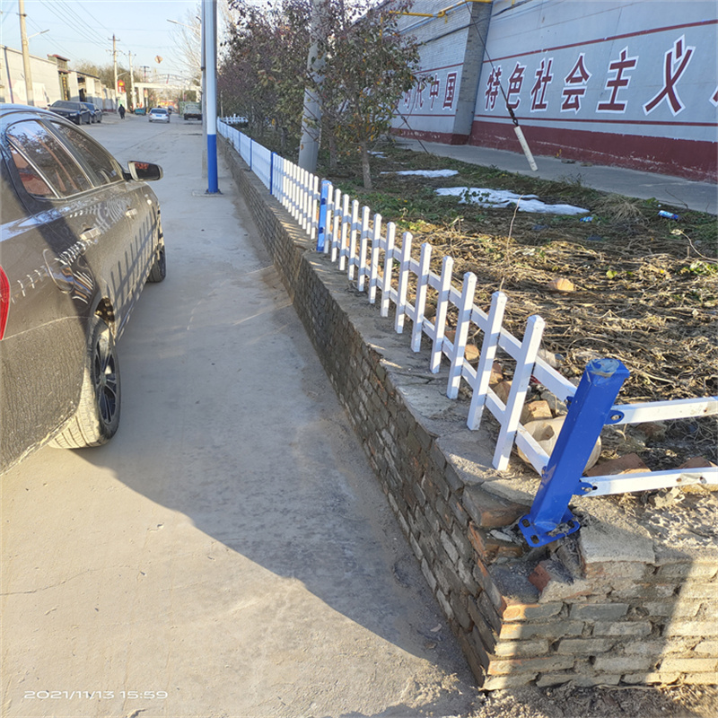 如皋鋅鋼草坪護欄U型防護欄放心購