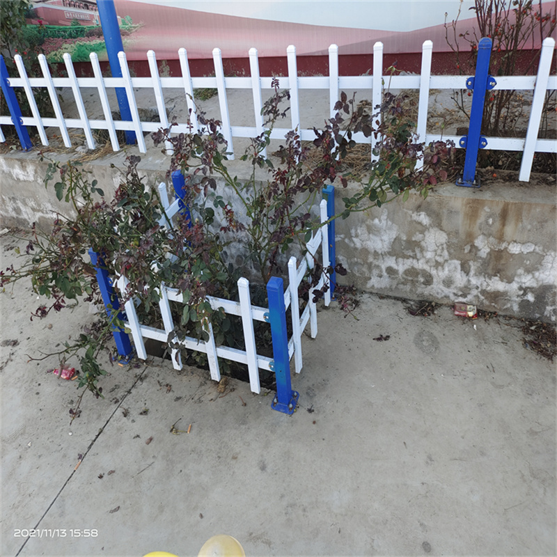 鋅鋼草坪護(hù)欄,藍(lán)白色草坪護(hù)欄誠(chéng)信商家服務(wù)熱情