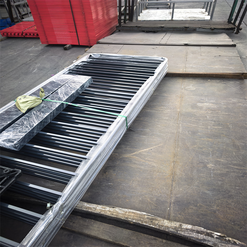 陽(yáng)臺(tái)護(hù)欄_別墅陽(yáng)臺(tái)護(hù)欄多種規(guī)格可選