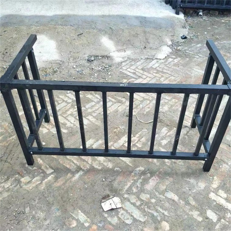 英山陽臺護欄連廊防護欄準時交付